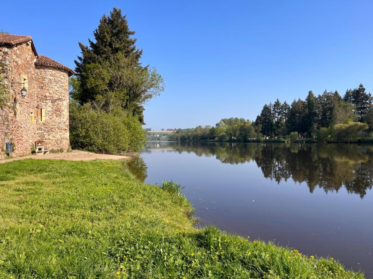 La Maison Du Passeur Availles-Limouzine Bagian luar foto